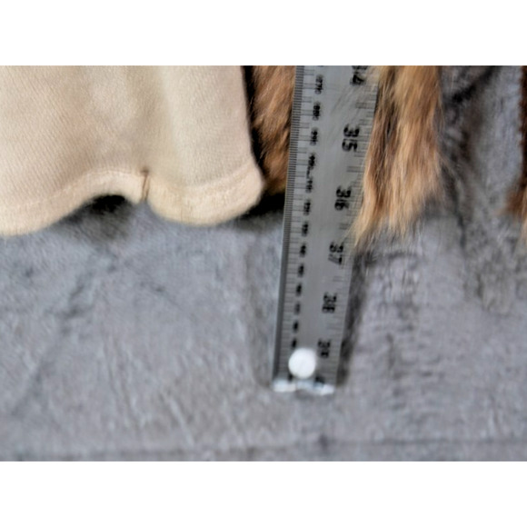 Tan Faux Fur Trim Cape Poncho Wrap One Size Cozy Boho Gently Used - Picture 2 of 9